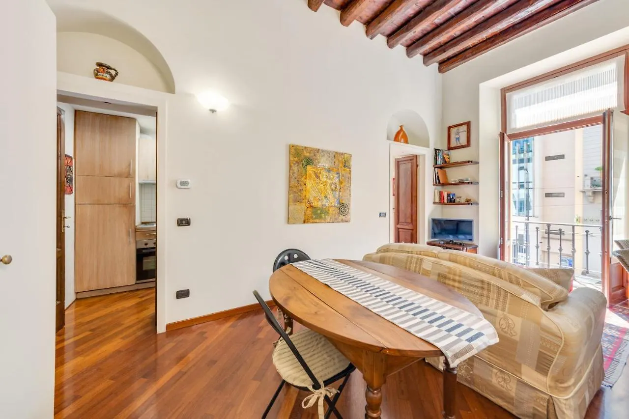 Easylife - Classic Flat in Corso Como Milano 0*,  Italia
