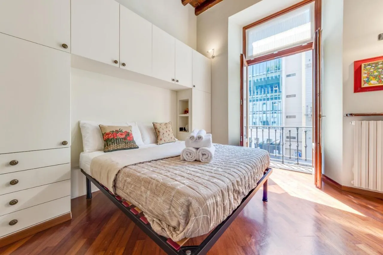 Easylife - Classic Flat In Corso Como Милан Апартаменты